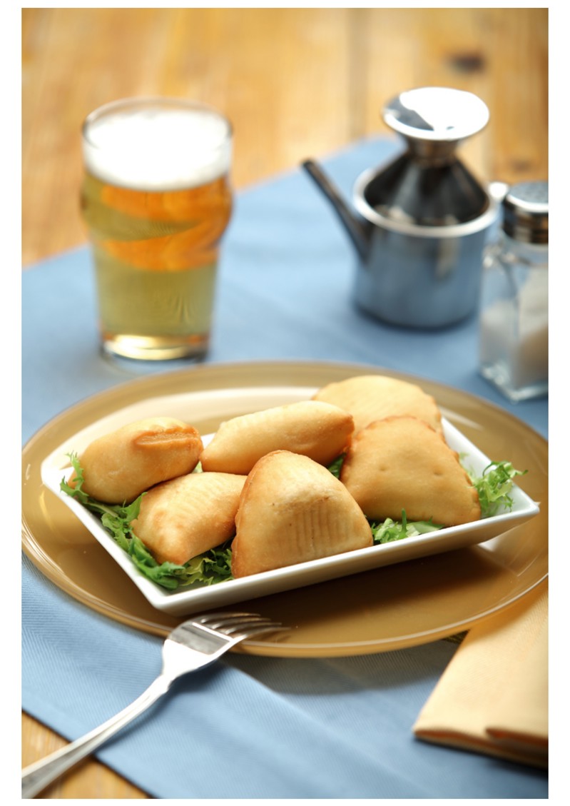 Panzerottini pomodoro mozzarella da forno